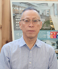 岡野智博 氏