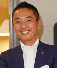 永塚慎一 氏