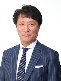 伊藤　泰充氏